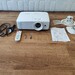 Optoma (HD29HLV) Beamer, Projektor mit Halterung - Bild 1