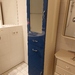 Badezimmerhochschrank, tiefblau, glänzend - Bild 1