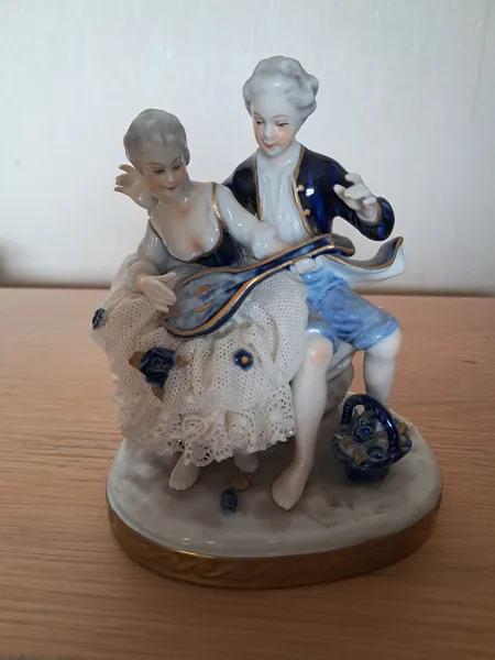  Porzellan Figur Unterweissbach