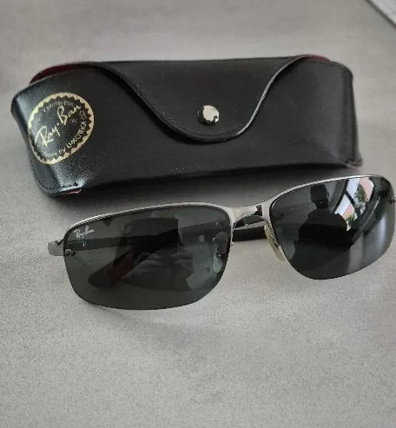 Sonnenbrille