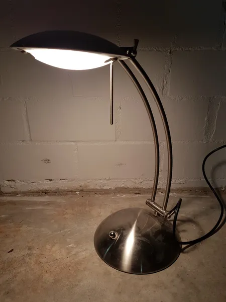 Intakte Lampe